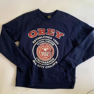 obey crew neck sweater