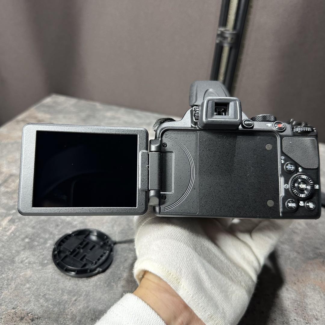 Nikon COOLPIX P520 Black 18.1MP 42x Optical Zoom Digital Camera