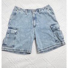 Levi's Men  s 31 Jean Cargo Shorts Vintage Style 90s Millennial Blue Pocket Denim