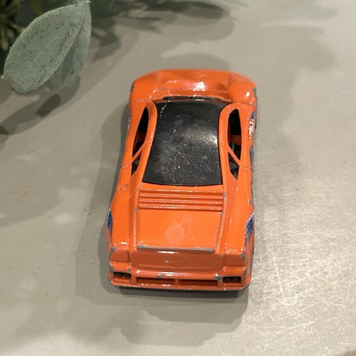 Matchbox VW W12 Concept Daffy Duck Edition Diecast Car - Picture 3 of 7