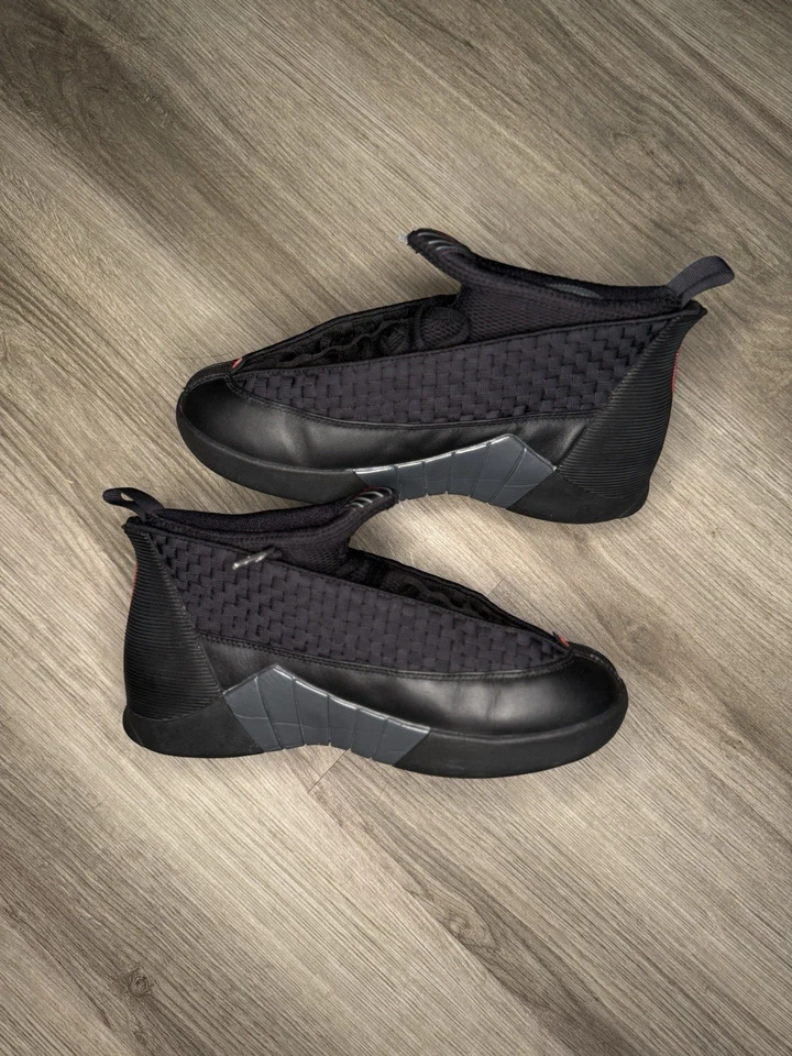Talla 8.5 - Air Jordan 15 Retro 2017 Stealth Foto 2 de 4