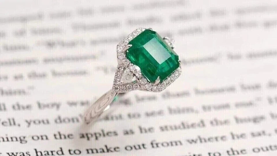 Anillo halo nupcial certificado 3,80 quilates esmeralda natural y diamante oro blanco sólido 14 k Foto 4 de 4