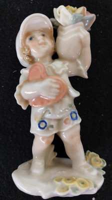 Karl Ens Volkstedt - Porzellan-Figur - Junge mit Herz und Blumen