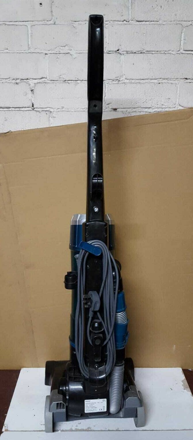 HOOVER Breeze Evo TH31BO01 Upright Bagless Vacuum Cleaner Black