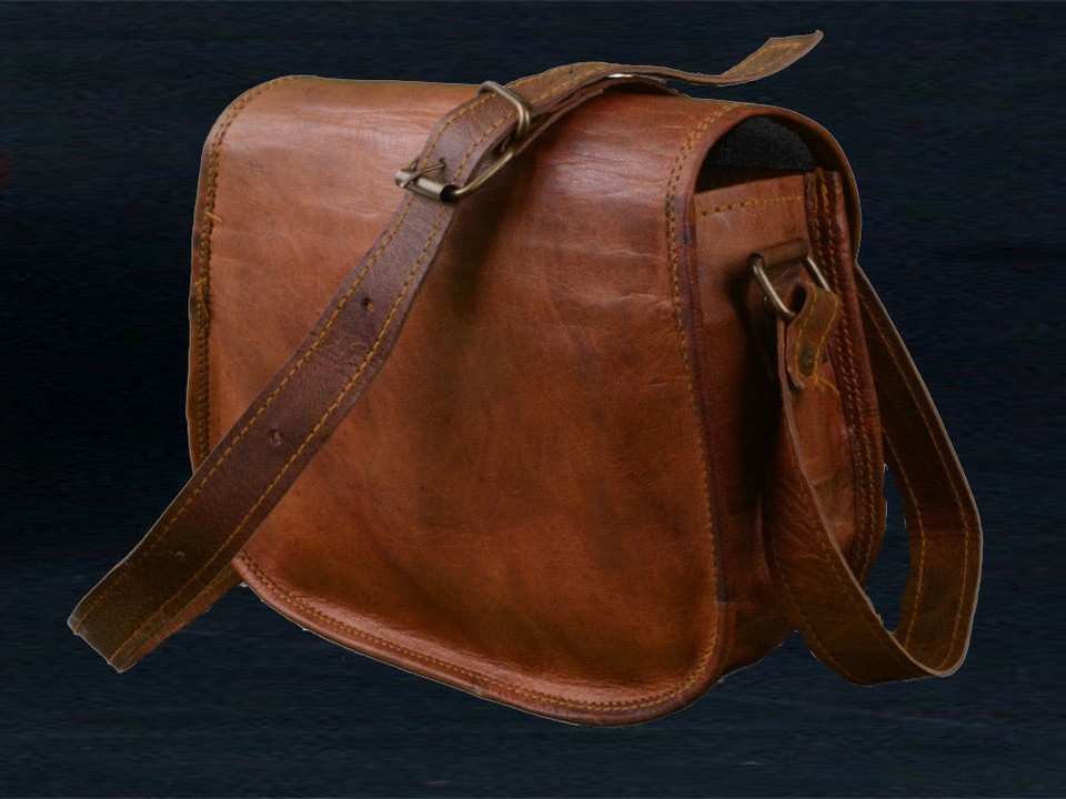 13" Dakota Women Vintage Brown Leather Messenger Cross Body Bag