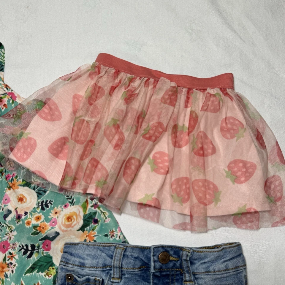 Lote de 3 Pantalones Cortos de Niña, Pantalones Cortos de Denim Marca Lucky y Falda de Tul Talla 2-3T Foto 3 de 4
