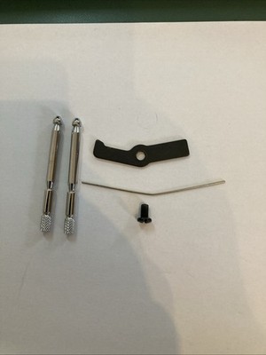 Garnrollenhalter mit  Befestigung,   Ersatzteil für Toyota Nähmaschine 9090