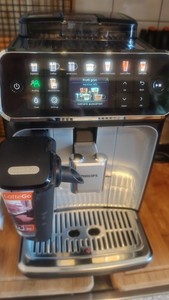 Philips Series 5500 Latte Go Kaffeevollautomat EP5546/70