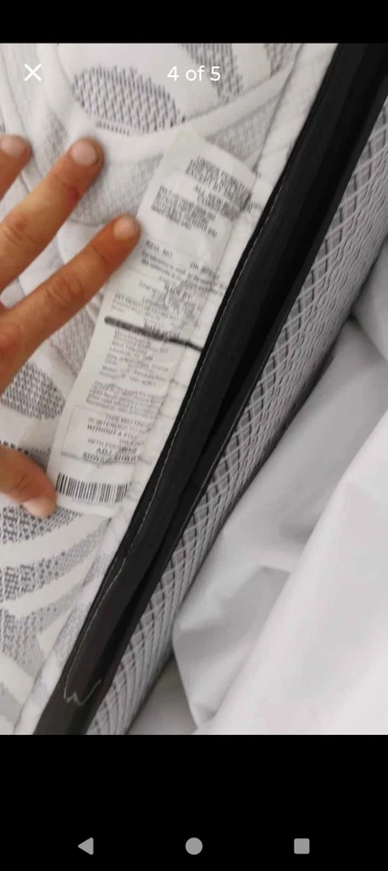 Cama King Size Ashley Furniture  Foto 4 de 4