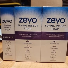 NEW Zevo Electric Flying Insect Trap 2 Starter Kits & a 2 Pack of Refills