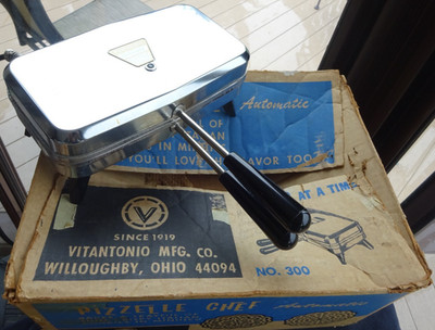 Vintage Vitantonio Pizzelle Chef No. 300 Electric Pizzelle Maker In Box