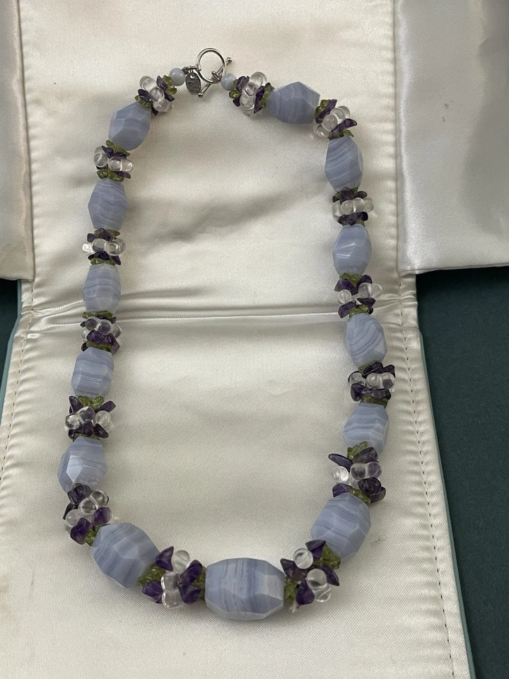 Lindo colar de miçangas Ross -Simons renda azul ágata/roxo/verde/quartzo 925 - Imagem 3 de 4