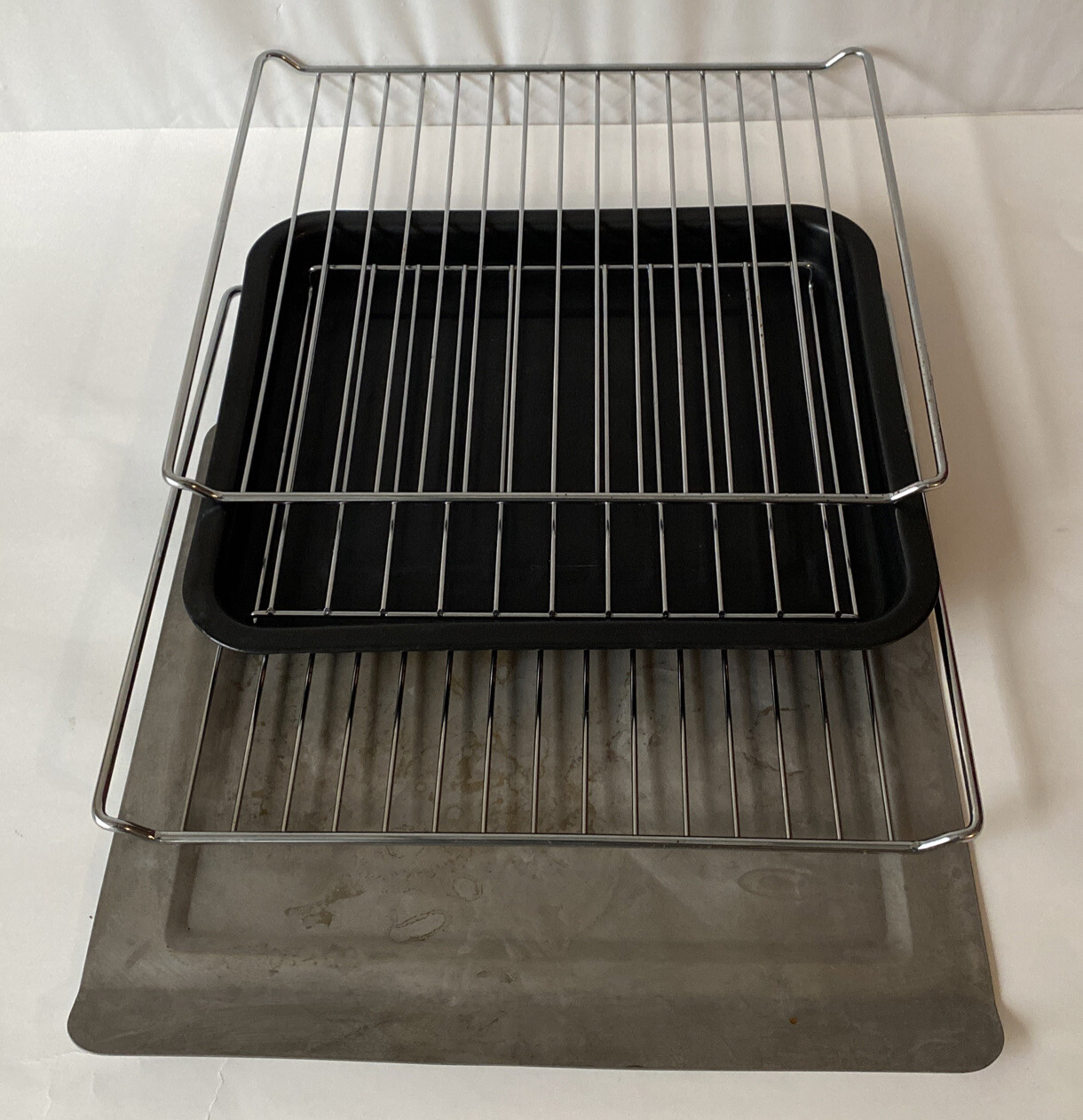 KitchenAid KCO222OB 12" Compact Stainless Steel Toaster Oven Pans
