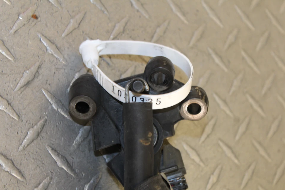 BMW F800ST 2007 ABS PATA DE CABRA SOPORTE LATERAL Foto 2 de 4