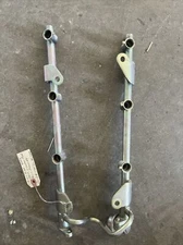 03-06 Infiniti G35 Nissan 350z VQ35DE Injector Fuel Rail Assembly 17521-AC700