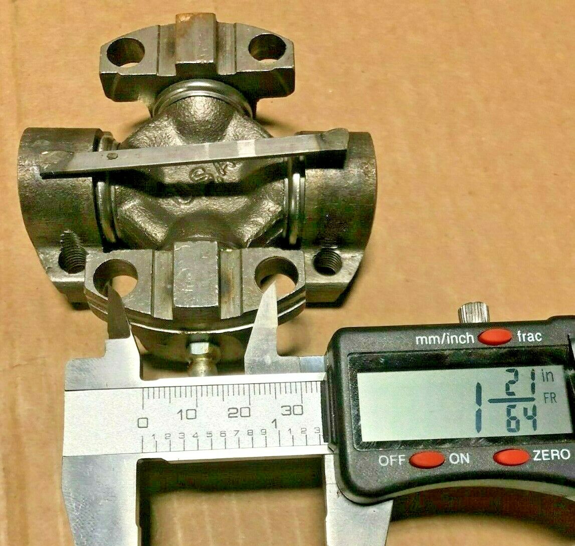 GKN ROCKFORD UNIVERSAL JOINT 1142044 1142125 1142116 NAPA 952 eBay