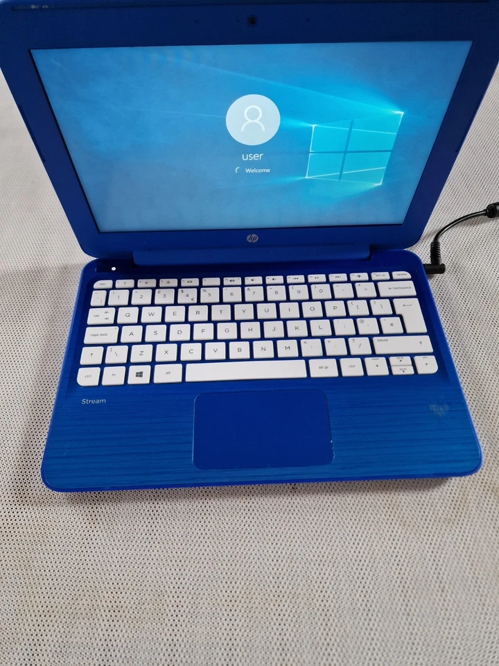 HP Stream 11-R050sa Intel Celeron N3050 1.6GHz 2GB 32GB Blue power on tested - Image 2 of 4