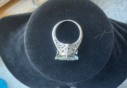 LARGE Beautiful 10K white gold Trillion Cut Green Amethyst filigree ring SIZE 9 - Picture 11 of 13