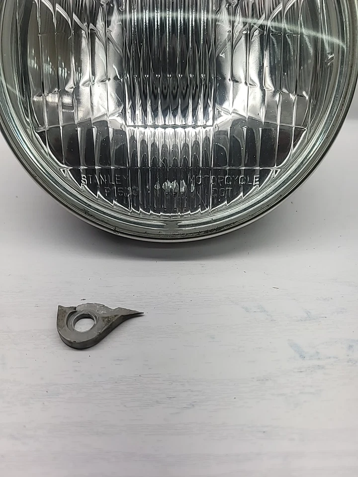 2001-2007 02 Honda Shadow VLX600 Farol Farol Peças OEM ou Reparo  - Imagem 2 de 4