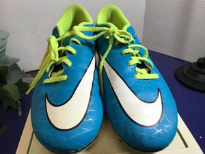 blue and yellow hypervenoms