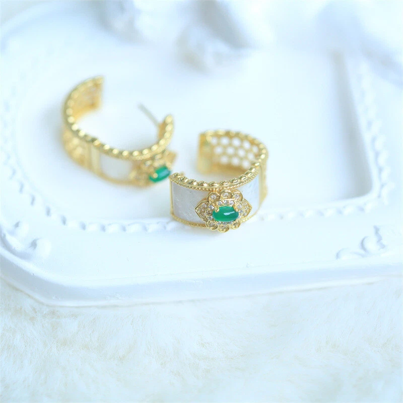 D18 Earrings Flower With Green Agate On White Pearl Silver 925 Gold Plated - Image 2 of 4