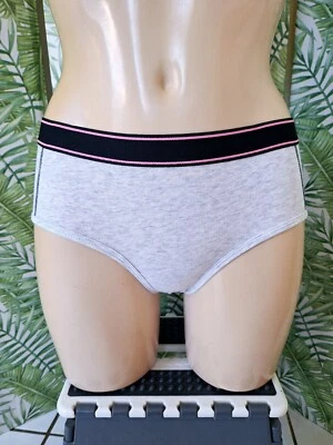 SHORTY COTON FILLE MARQUE GALERIES LAFAYETTE COULEUR GRIS - Photo 1/3