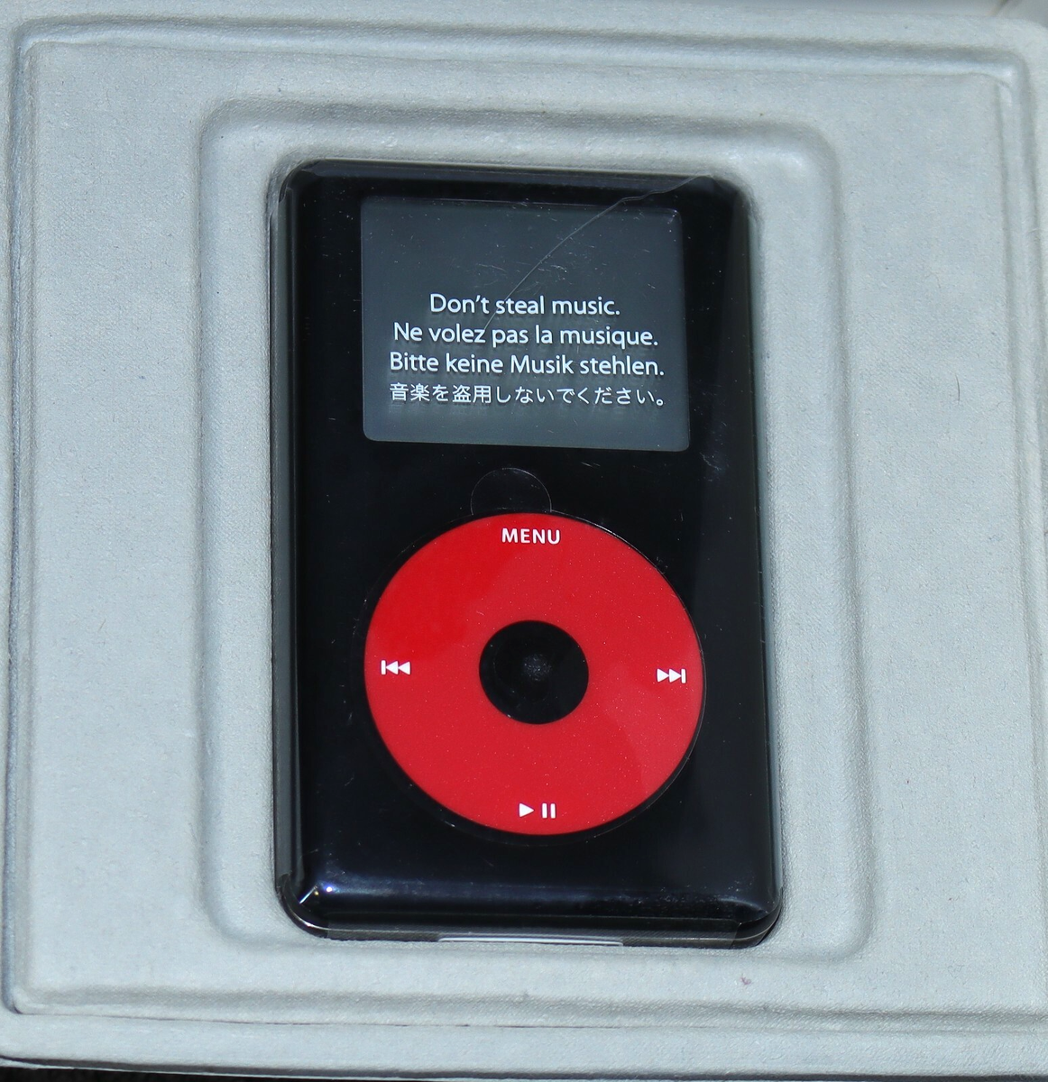 Rare Apple iPod classic 4th Generation U2 Special Edition Black