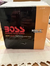 White BOSS MR60W 200W 6-1/2" 2-Way Coaxial Boat Marine Audio Speakers (Pair)