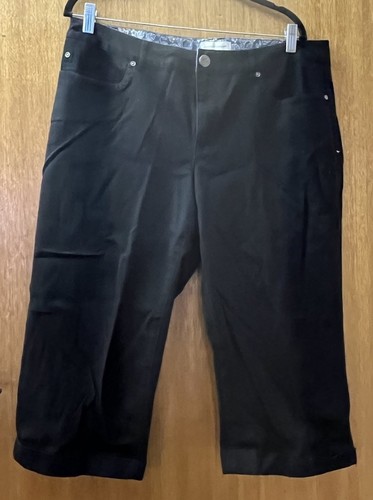 Christopher & Banks Women’s Size 14 Black Capri Pants Hemmed With Slit READ - Picture 3 of 9