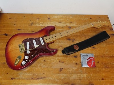 Fender 06 Stratocaster Deluxe Player Factory Special Edition Run 4 Guitar Center