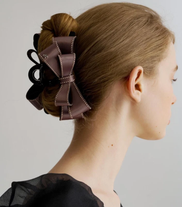 [JEAN PAUL CLARISSE] Stud Ribbon Hair Claw Clip - M JP-25-031CC /Made in korea - Image 2 of 4