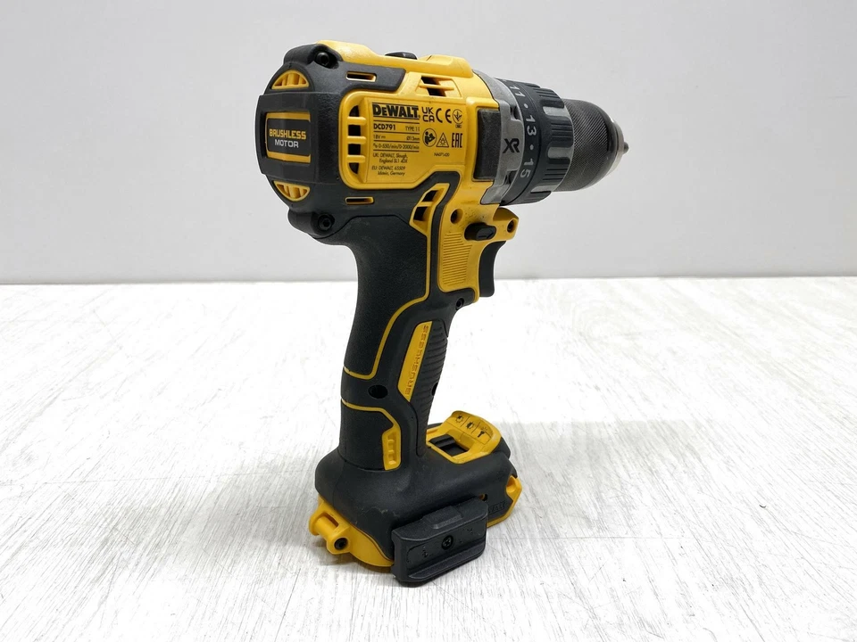 Perceuse visseuse sans fil DeWalt DCD791 - Photo 4/4
