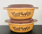 (2) Pyrex Old Orchard  #043 1½ QT Oval Casserole Dish with Lid Vintage 943