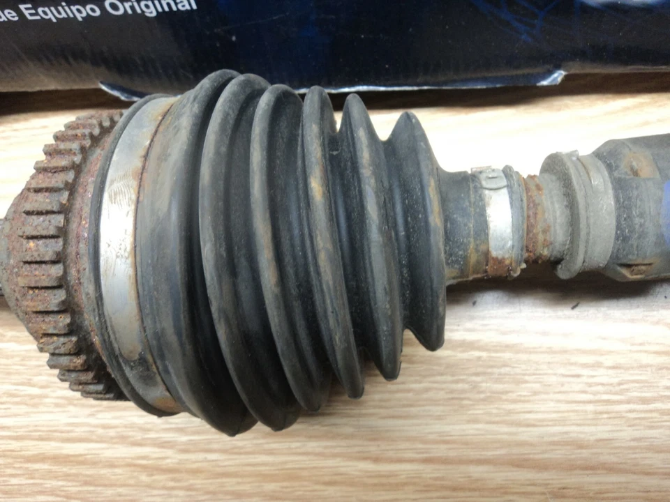 APW 98-06 克莱斯勒 Sebring,克莱斯勒 Cirrus 轮驱动轴 CH8060A — 第 3/4 张图片