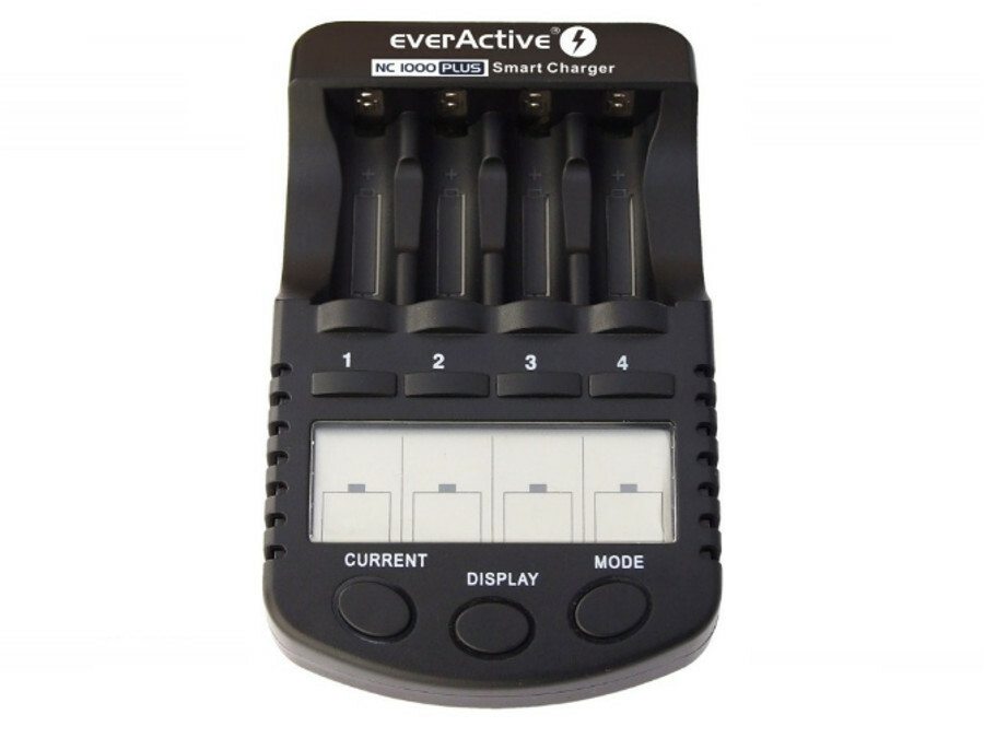 Chargeur intelligent everActive NC-1000 Plus avec quatre canaux