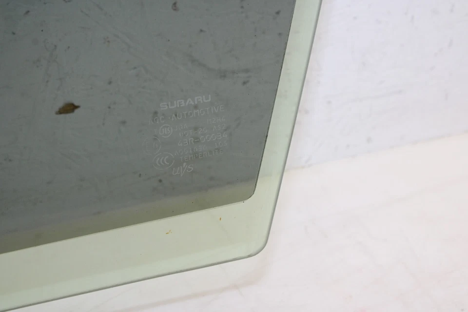 Subaru WRX STI 2018-2021 puerta delantera izquierda ventana vidrio OEM LC34 Foto 3 de 4