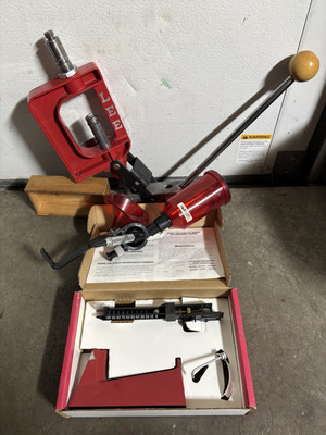 Lee Precision Breech Lock Challenger Press With Lee Powder Measure And Scale