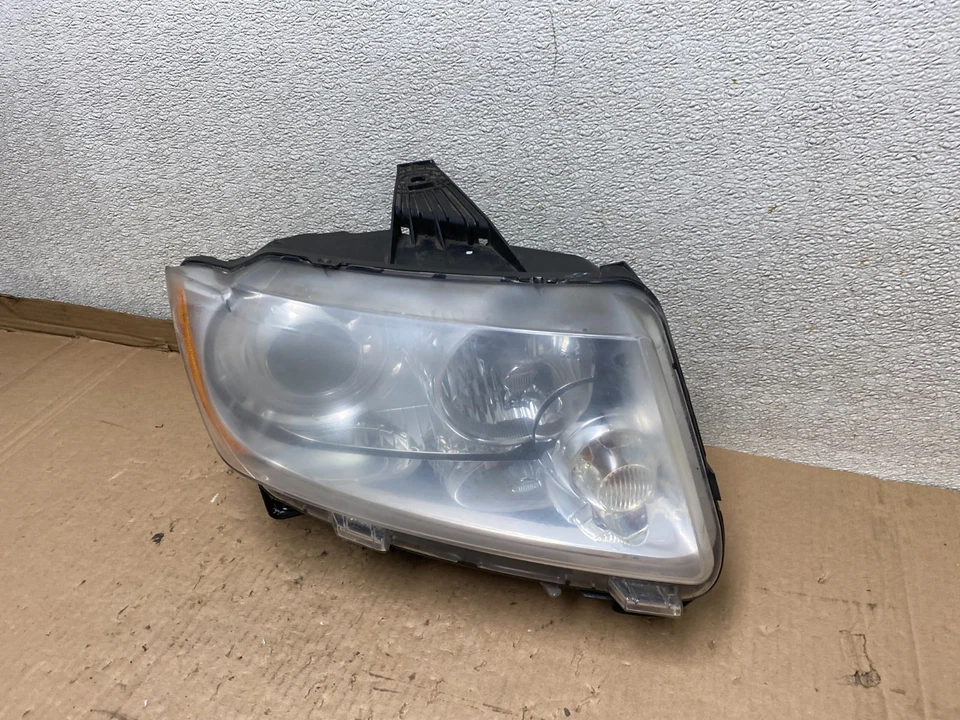Faro de xenón HID para pasajero derecho Jeep Grand Cherokee 2011-2013 OEM U8598 DW Foto 2 de 4