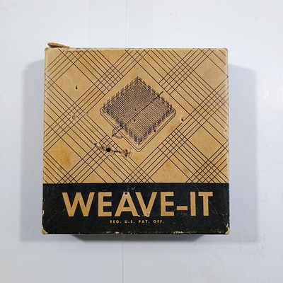 Vintage ''WEAVE IT'' Practice Weaving Loom In Original Box With Example