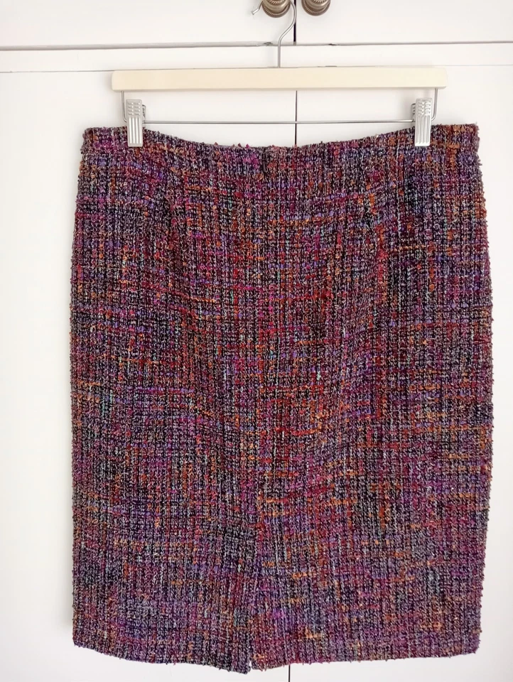 Pure Collection Textured Pencil Skirt - Size 16 - New with Tags - Image 2 of 4