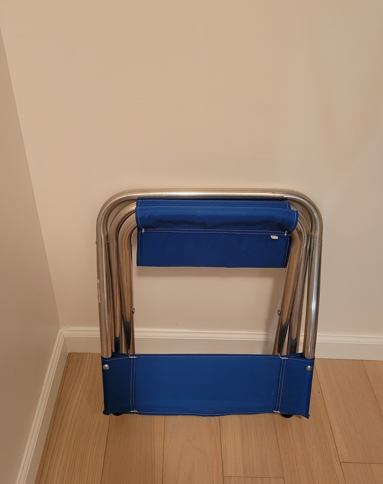 Vintage Coleman Company Aluminum Blue Camping Folding Chair Lightweight