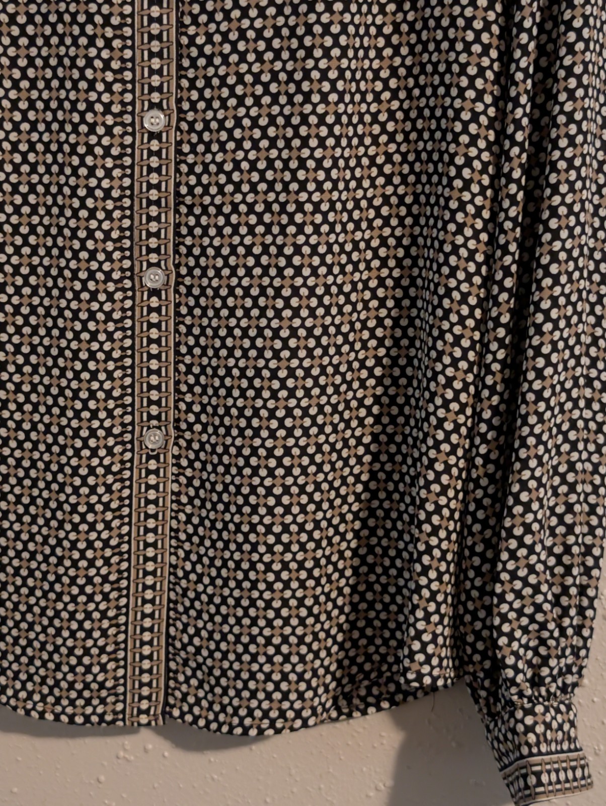 Max Studio Geometric Patterned Long Sleeve Button… - image 7