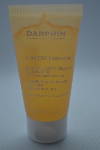 darphin illuminating micellar cleanser