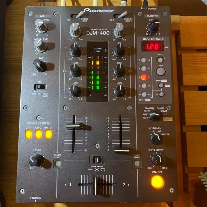 Pioneer DJM-400 Professional DJ Mixer 3-Band from Japan