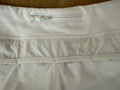 IVIVVA by lululemon SPEEDY shorts WHITE lined 2.5" running GYM sporty girl sz 14 - Picture 5 of 6