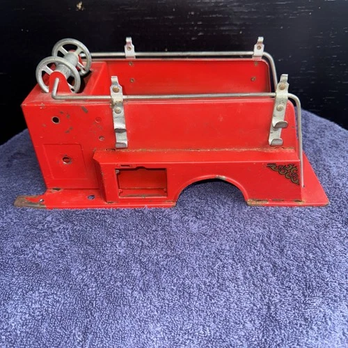 VINTAGE 1950’s 1960’s TONKA SUBURBAN PUMPER FIRE TRUCK BED PART ORIGINAL PAINT