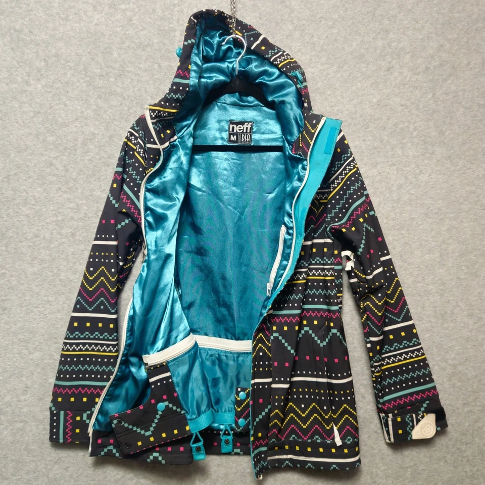 NEFF Womens Medium Softshell Snowboard Jacket Black Multicolor Aztec Hooded Ski - Image 3 of 4