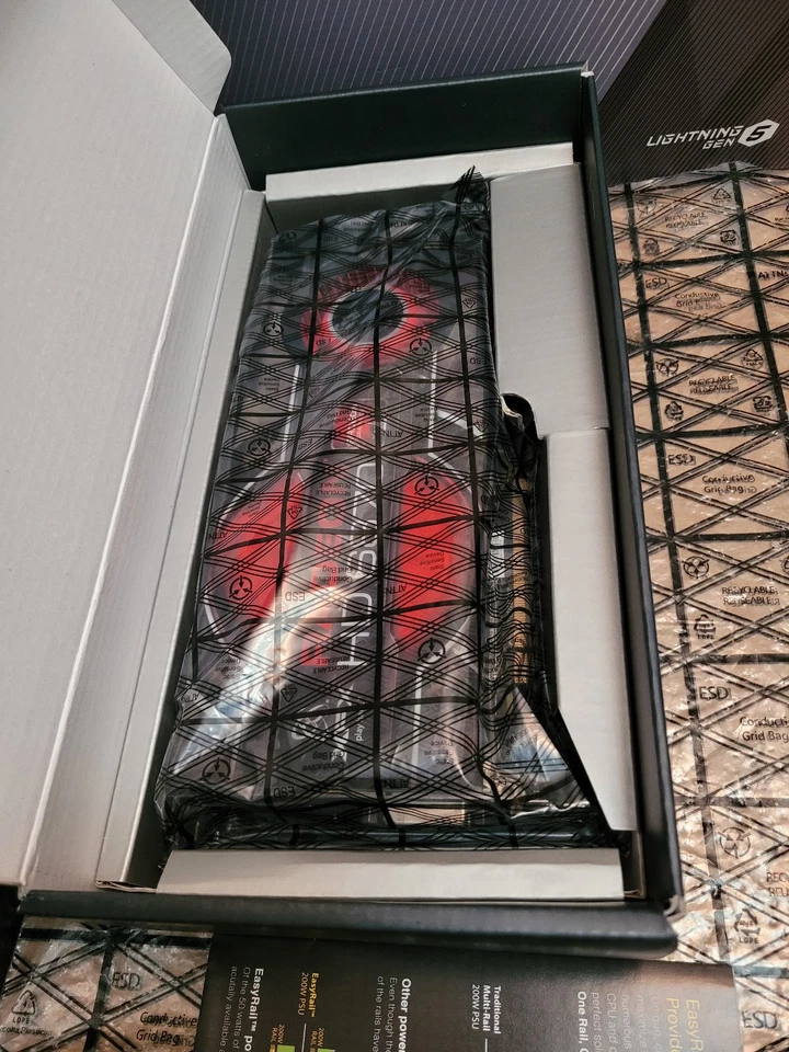 XFX AMD Radeon HD 6870 1GB RETRO Vintage PC Gaming Graphics card | Fully Tested - Image 4 of 4