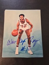 28 Autographed 8x10 photos of Walt Fraxier