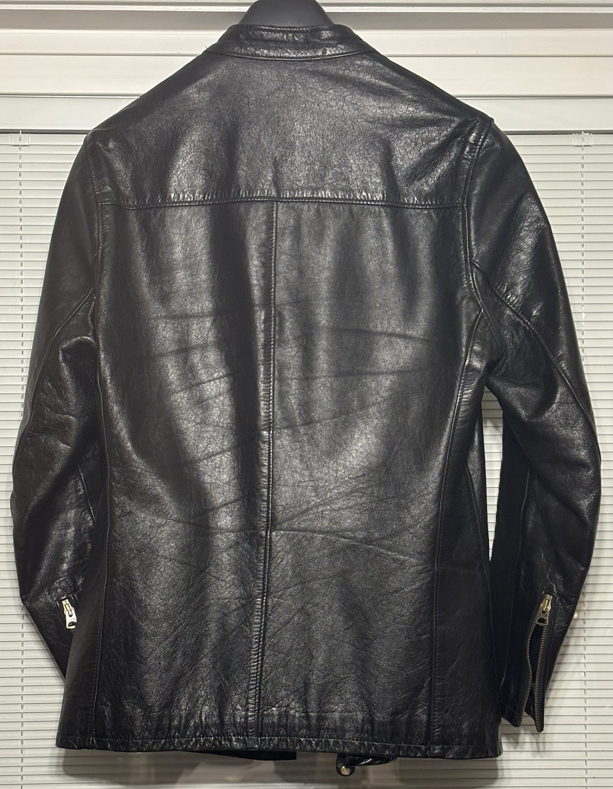 Schott NYC Black Leather Cafe Racer Jacket Men’s Small Made In USA Dean Classic